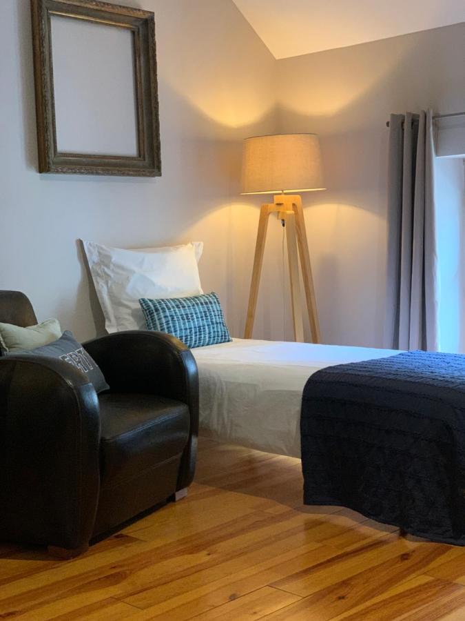 Cote Jardin Bed & Breakfast Sainte-Suzanne  Exterior photo