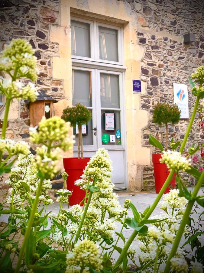 Cote Jardin Bed & Breakfast Sainte-Suzanne  Exterior photo